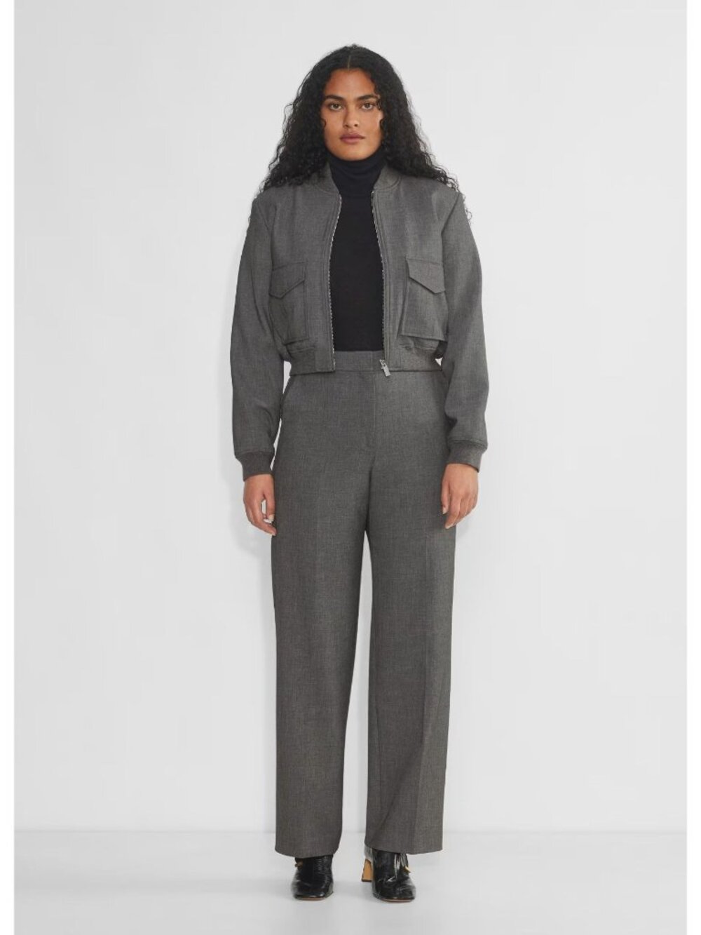 Babaton Aritzia Succession Bomber Jacket Cropped Gray Structured Small - Picture 8 of 16